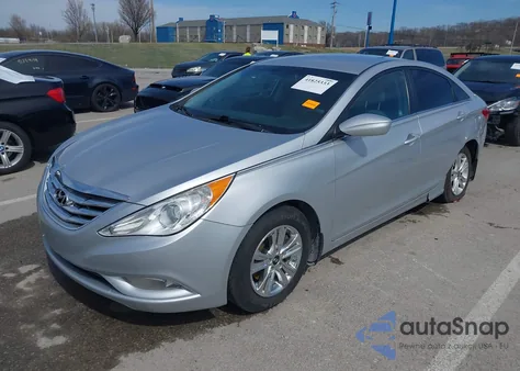 2013 Hyundai Sonata Gls z USA, uszkodzony, nr VIN 5NPEB4AC9DH586884